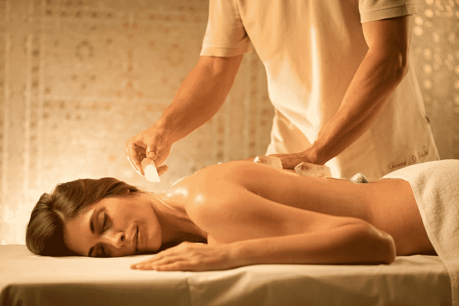 Kristall-Energie-Massage im Hotel Larimar Premium-Spa