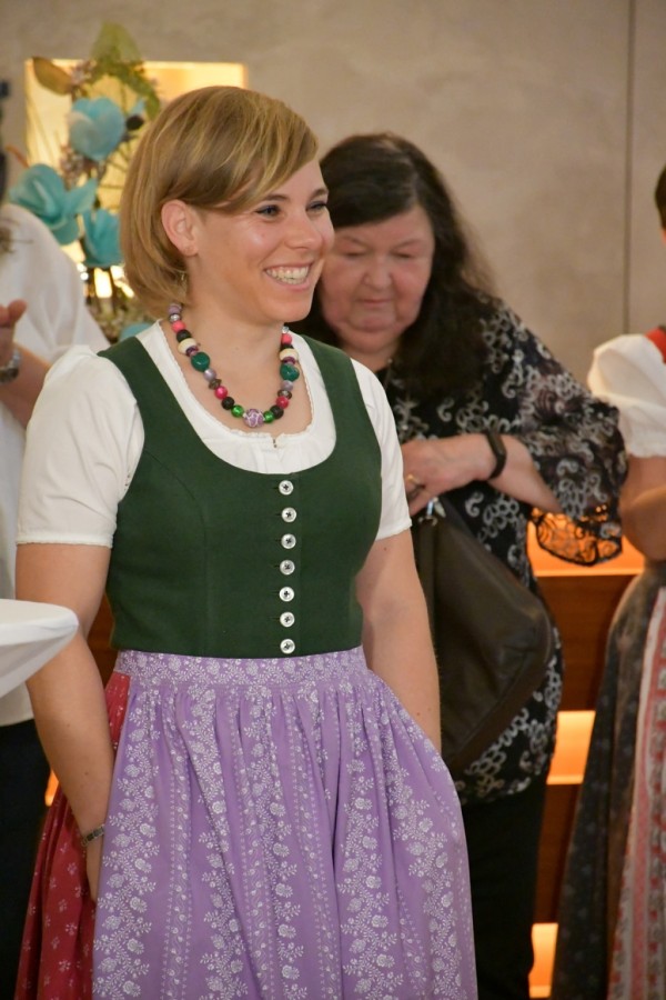Nicole Schmidhofer beim Uhudler-Weinfestival im Larimar