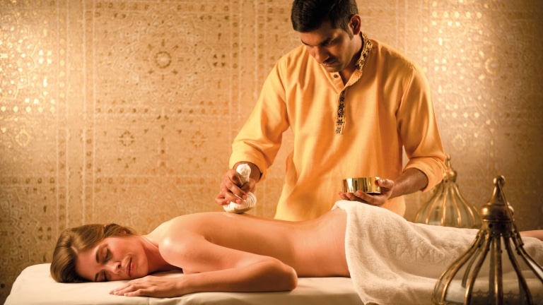 Ayurveda mit Spezialisten aus Indien