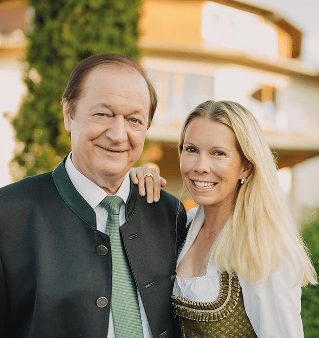 Gastgeber Johann Haberl und Daniela Haberl(c) Hotel Larimar, Karl Schrotter Photograph (1) Gastgeber Johann Haberl und Daniela Haberl(c) Hotel Larimar, Karl Schrotter Photograph (1)